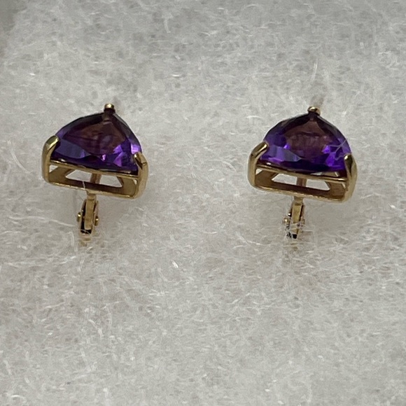 14K Yellow Gold Trillion Cut Leaver Back Earrings 1.4g - Picture 5 of 8